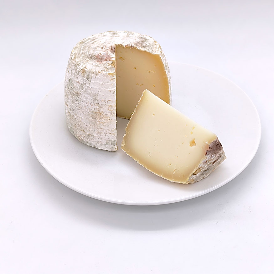 Queso madurado de oveja, Río Deva